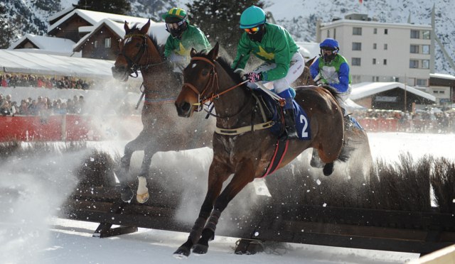 Arosa H&uuml;rdenrennen