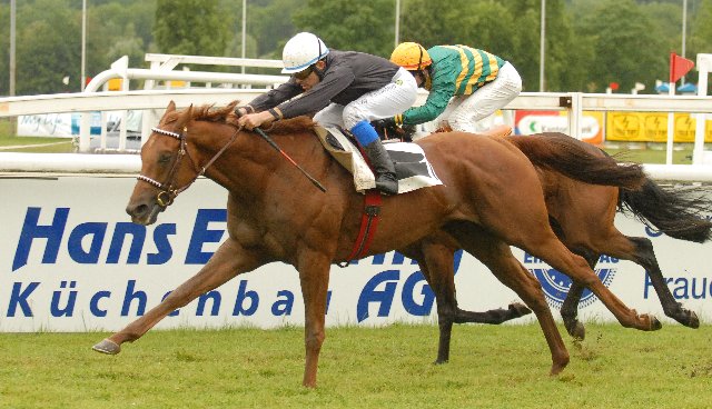 uw_01_03_vive_l_etoile_640x368...